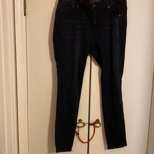 Melissa McCarty denims by Seven classic skinny